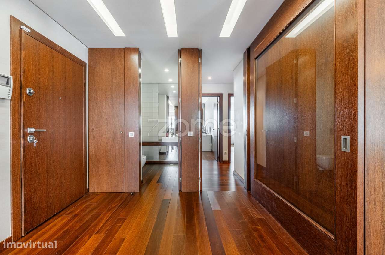 Apartamento T3 | 198 m2 | Varanda | Garagem 2x | St. Marinha-V.N.Gaia - Grande imagem: 4/34