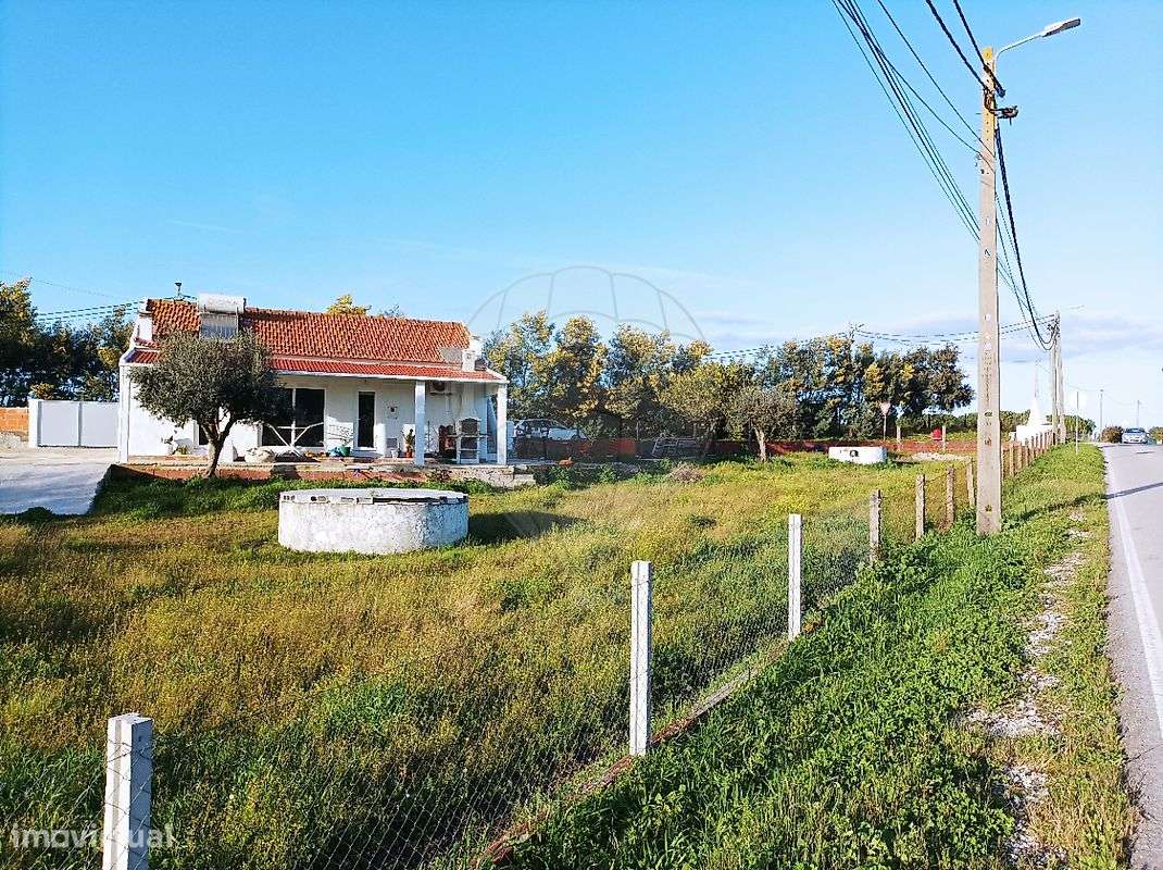 Moradia T2 para venda - Grande imagem: 2/37