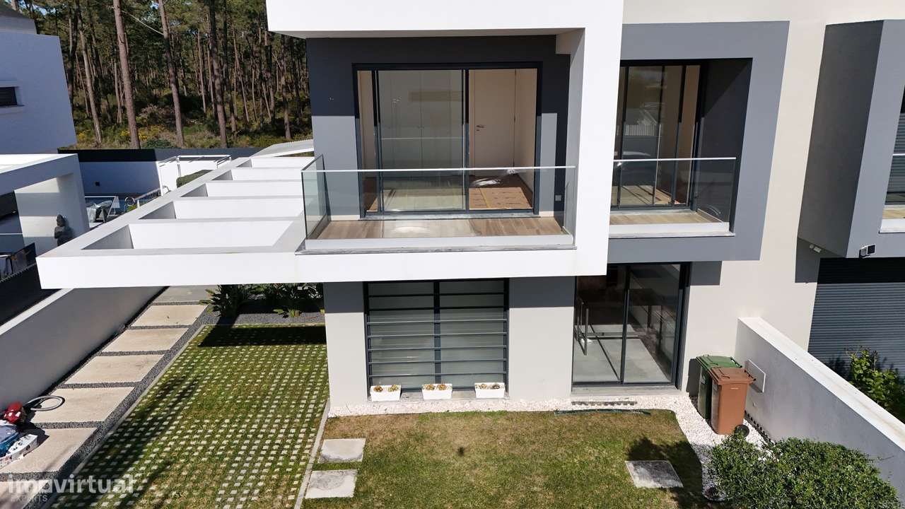 Moradia V3 com Piscina na Quinta do Pinhão – Zona Muito Procurada - Grande imagem: 5/5