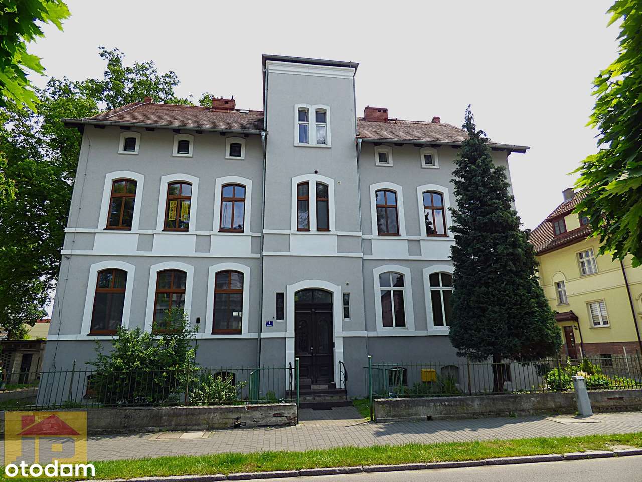 Trzy pokoje z garażem i ogródkiem w centrum of. 2518M NOWA CENA!-13