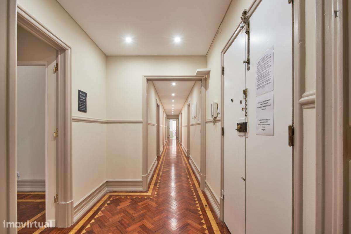 Quarto - localizado em Saldanha Lisbon - Grande imagem: 2/10