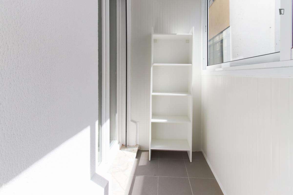 Quarto - localizado em Alameda Lisbon - Grande imagem: 5/13