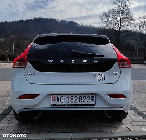 Volvo V40 T3 Drive-E R-Design Momentum - 8