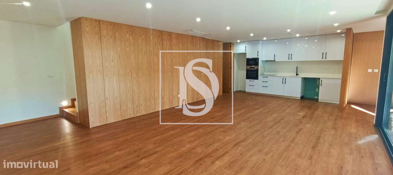 Moradia T2, a 100 metros da Praia da Fragosa, em Aver-o-Mar - Grande imagem: 4/31