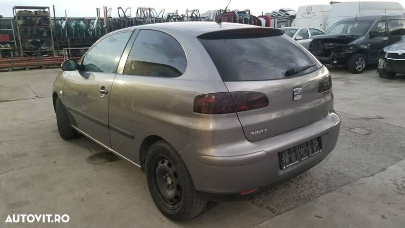 Dezmembram Seat Ibiza an fab.2003 - 3