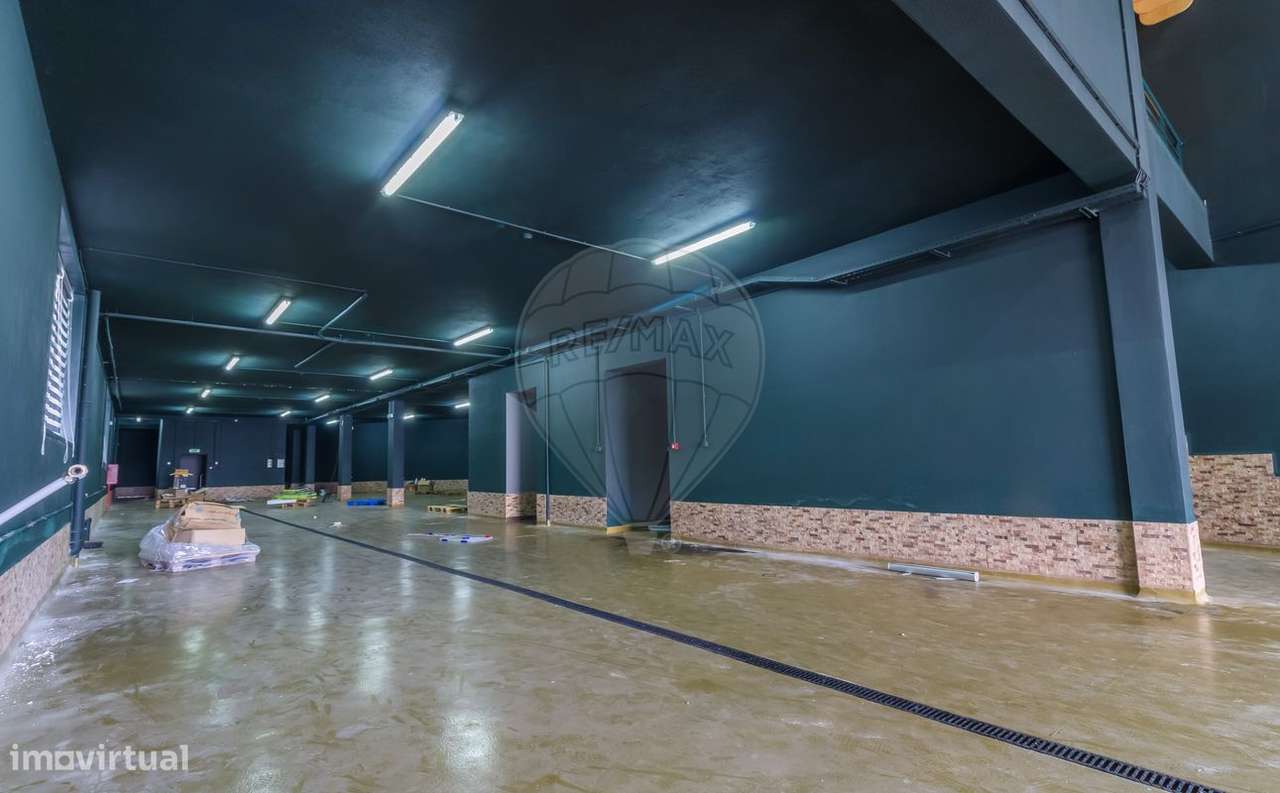 Armazém T0 para arrendamento - Grande imagem: 5/10