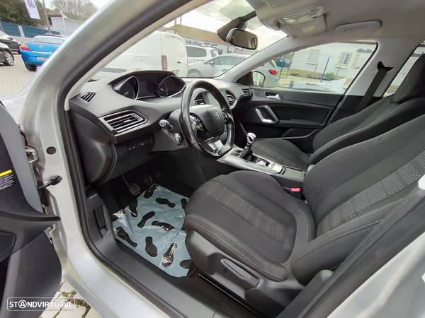 Peugeot 308 SW 1.6 BlueHDi Allure - 20