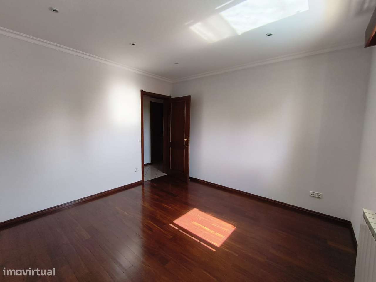 Moradia Isolada T5+1 com Piscina – S. Bernardo.-19