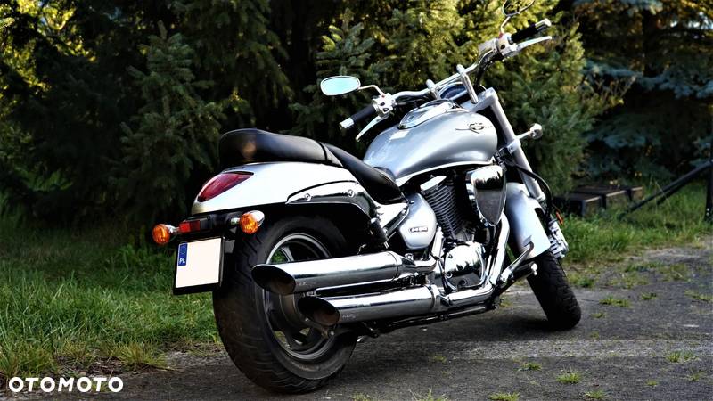 Suzuki Intruder - 9