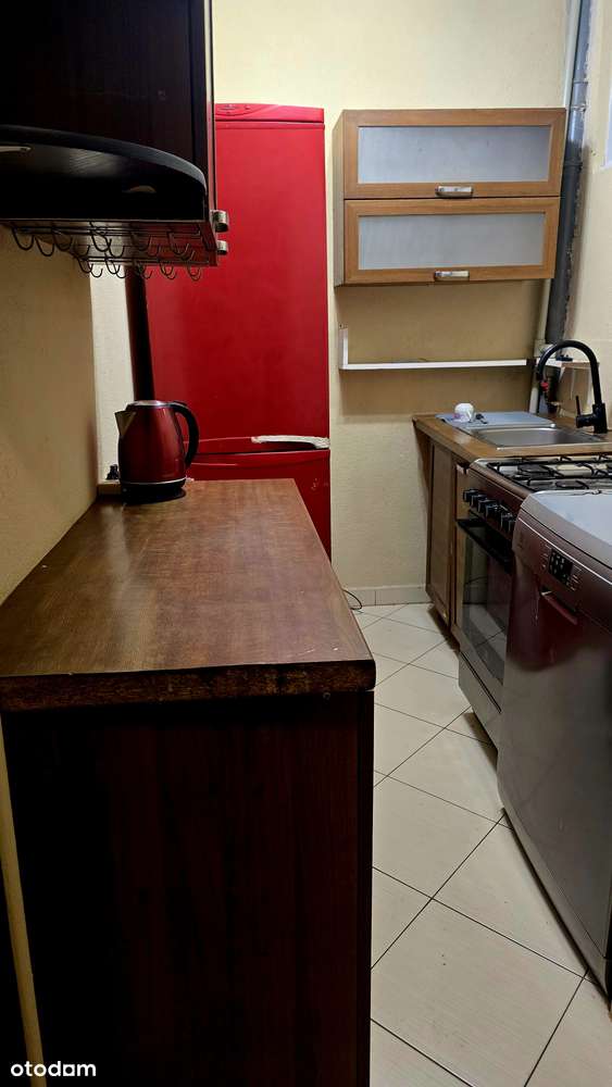 2 pokoje, 2 piętro w czteropiętrowcu-10