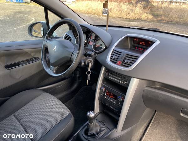 Peugeot 207 120 Premium - 20