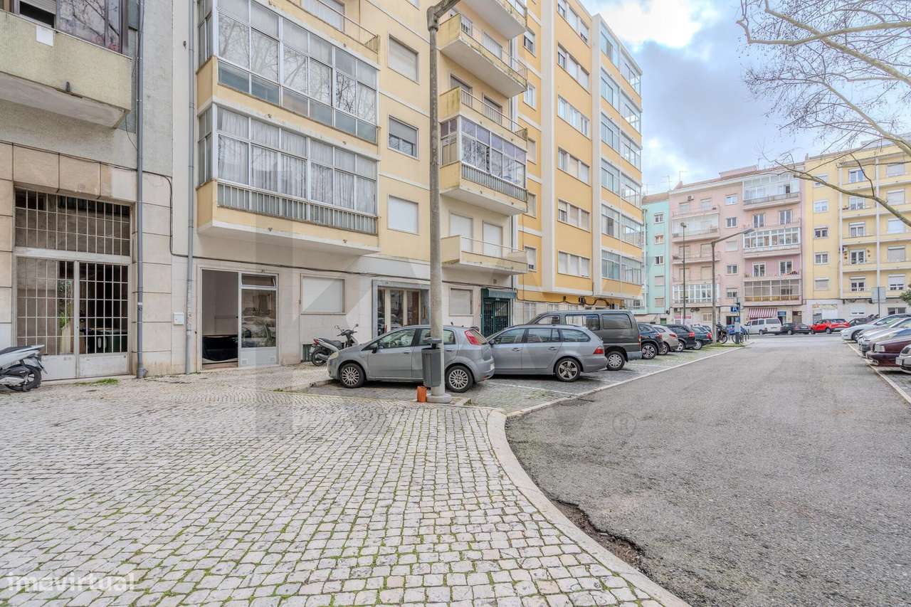 Investimento de Alta Rentabilidade em Lisboa: Espaço Comercial com 5,4 - Grande imagem: 3/32