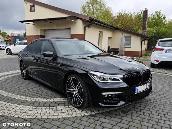 BMW Seria 7 750i xDrive - 6