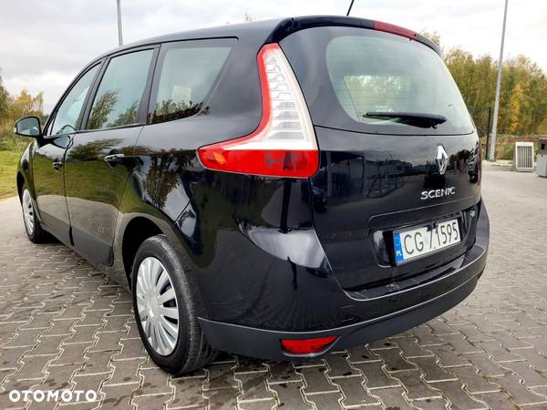 Renault Grand Scenic 1.9 dCi XXL FAP Avantage - 11