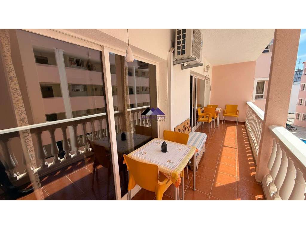 Apartamento T2 no Parque dos Reis-21