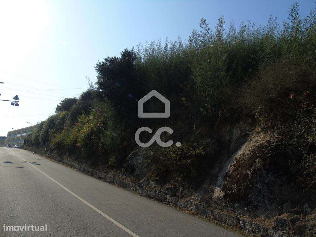 Terreno em Selho São Jorge - Pevidém - Grande imagem: 2/5