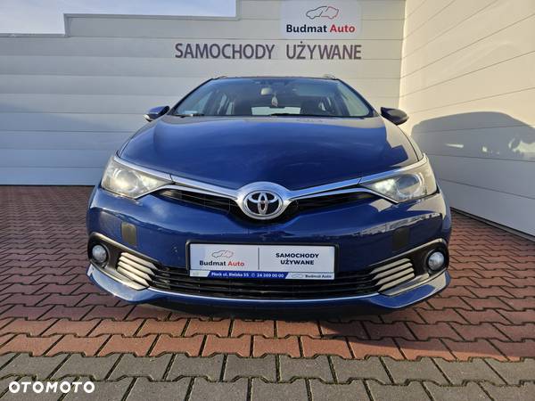 Toyota Auris 1.6 D-4D Prestige - 4