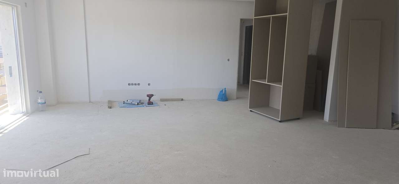 Apartamentos novis em fase de acabamentos.-2