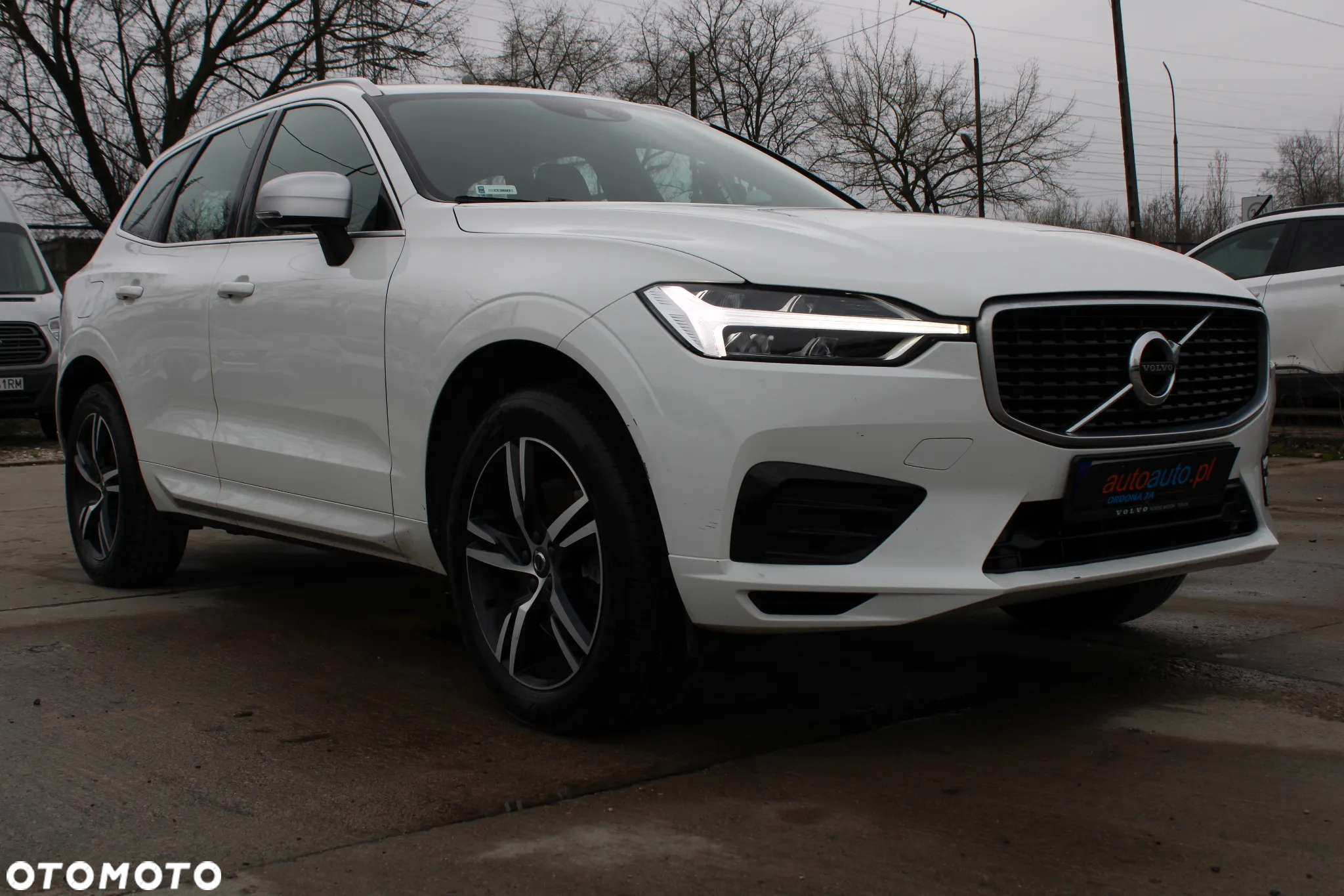 Volvo XC 60 D3 SCR R-Design - 2