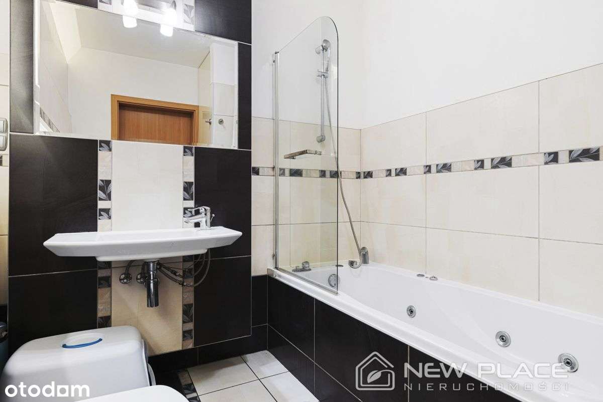 Dwupoziomowy 3 pokojowy apartament z klimatyzacją-6