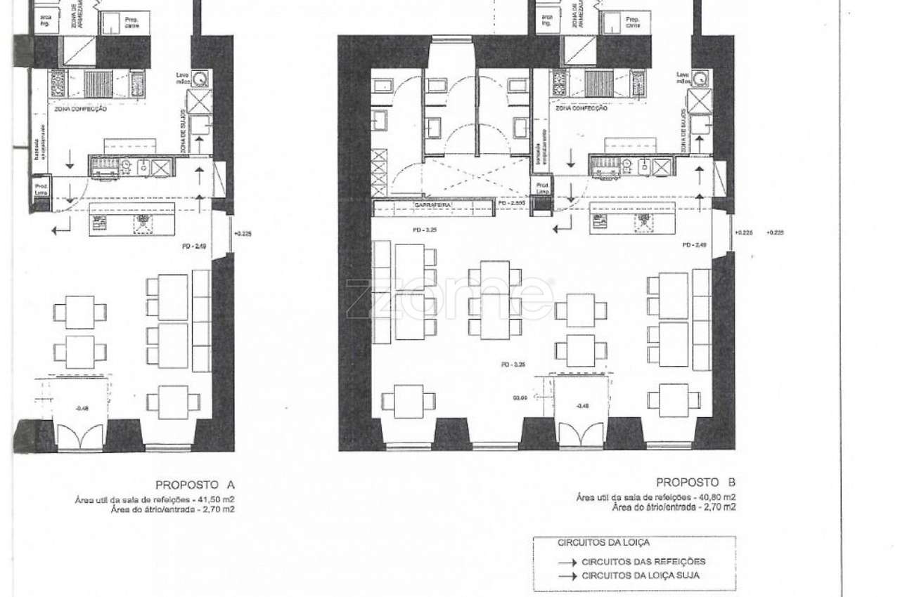 Loja perto da praia da Nazaré-45