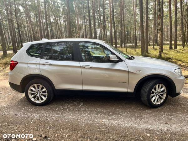 BMW X3 xDrive28i sport - 2