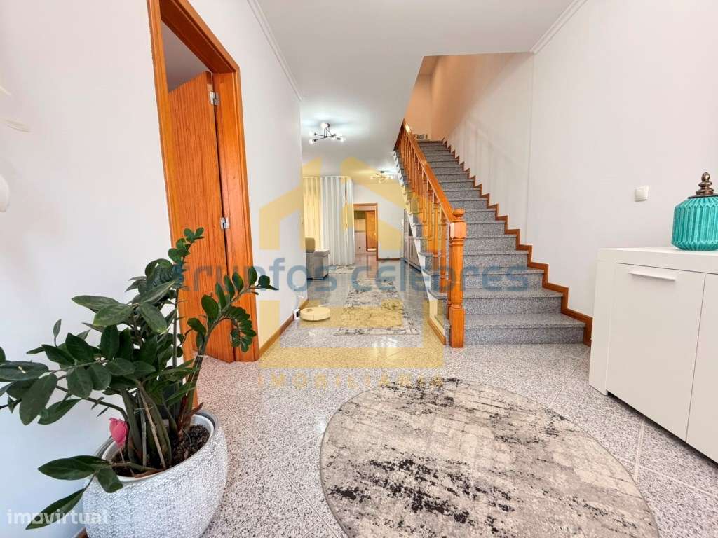 *Moradia T3+1 Renovada | Terraço Privativo | A 600 m da Praia e 400...-27