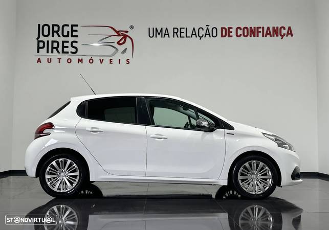 Peugeot 208 1.5 BlueHDi Signature - 12