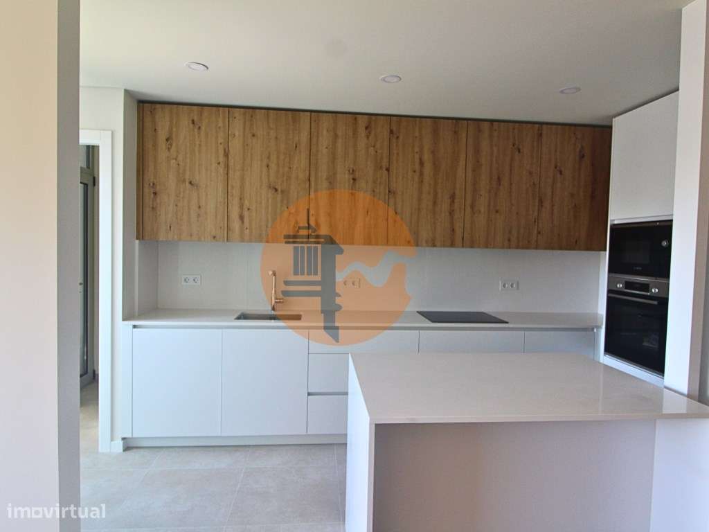 Espetacular apartamento T2 com terraço privado, jacuzzi e vista rio - Grande imagem: 3/35