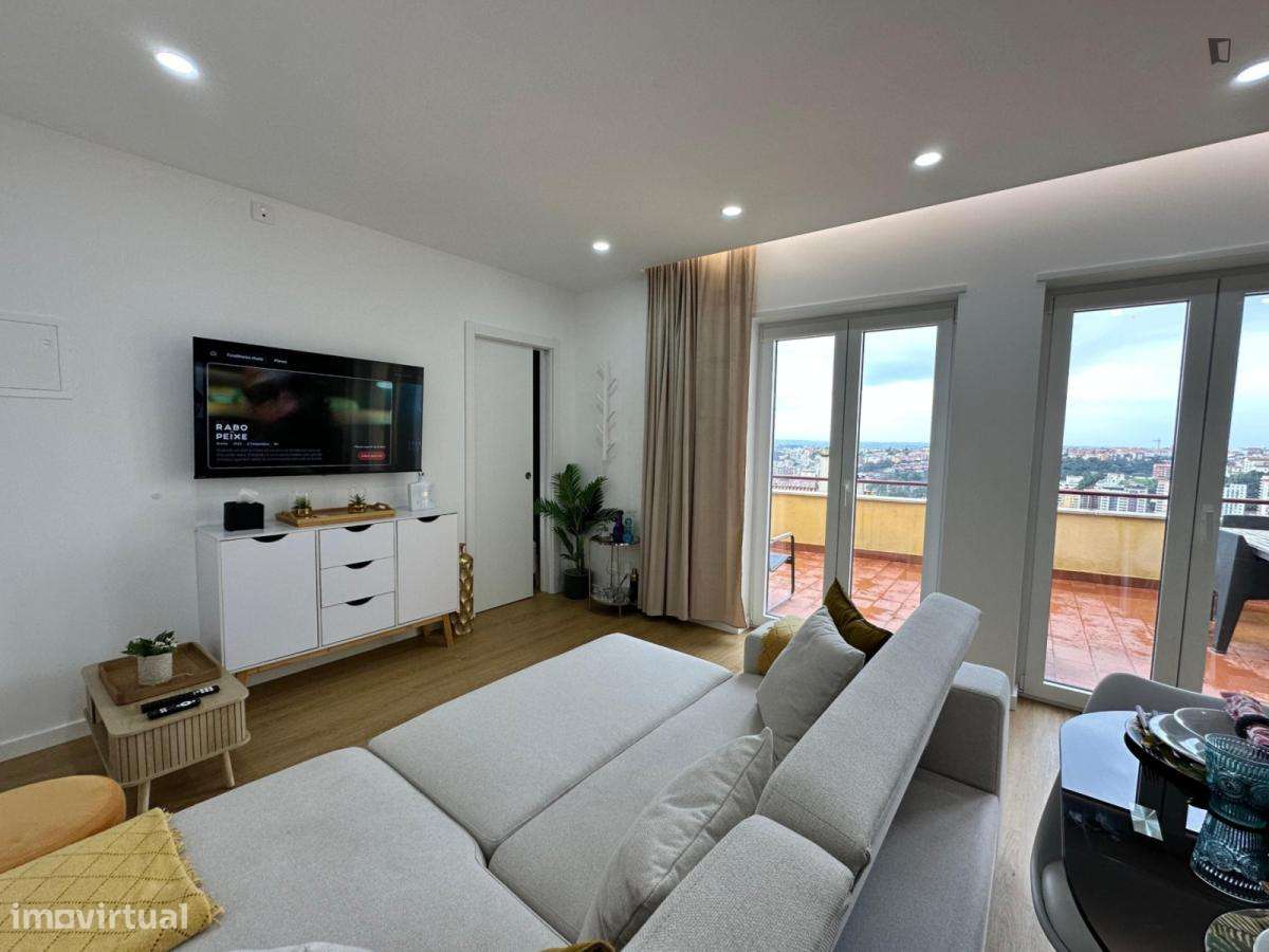 Apartamento com 1 quartos - localizado em Casal do Bispo Coimbra - Grande imagem: 2/27