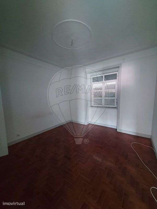 Apartamento T2 para arrendamento - Grande imagem: 4/9