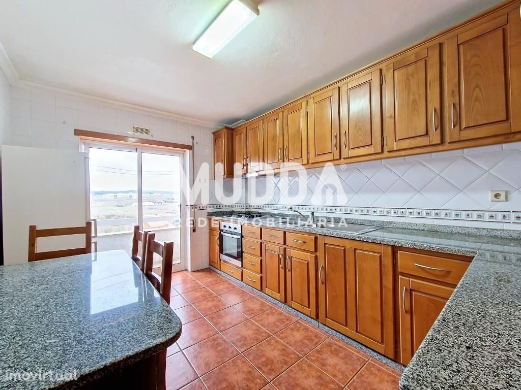 Apartamento T2 na Avenida do Sabor em Bragança!!!