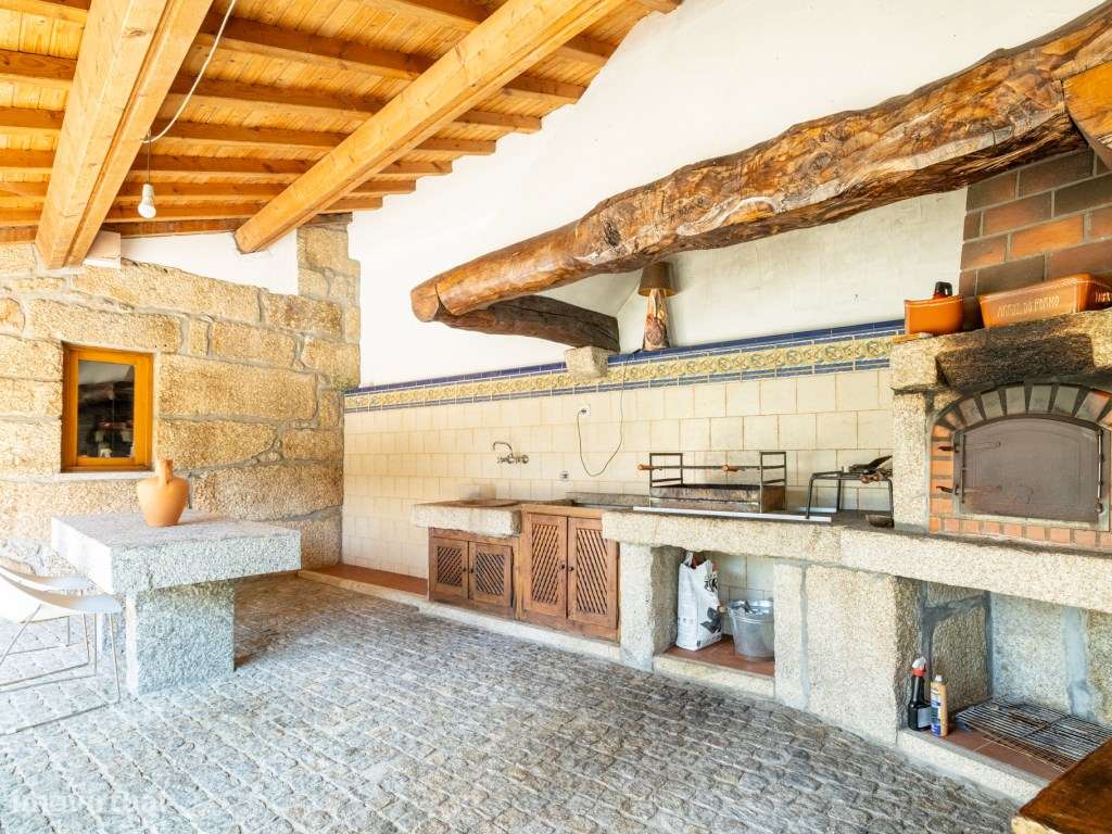 Moradia Rústica/Moderno T5 em S. Cosme - Grande imagem: 4/39