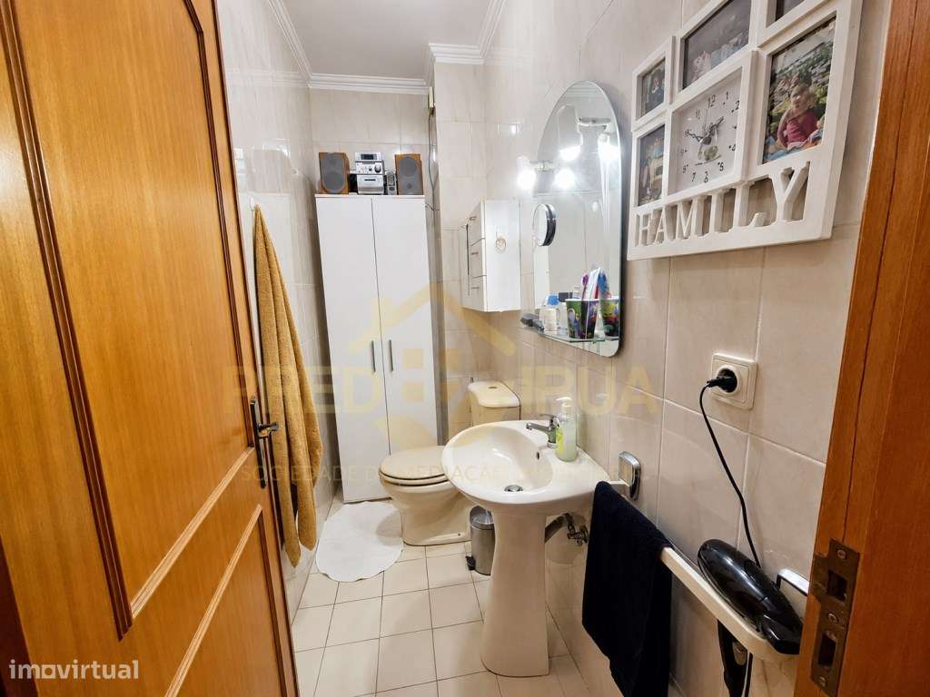 OPORTUNIDADE ÚNICA - T2 em Gulpilhares | Localização Privilegiada-9