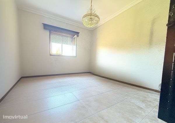 Moradia T7 | Elevador | Box 6 Carros | Jardim | 600m2 | Gondomar-28