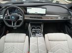 BMW Seria 7 M760e PHEV xDrive sport - 6