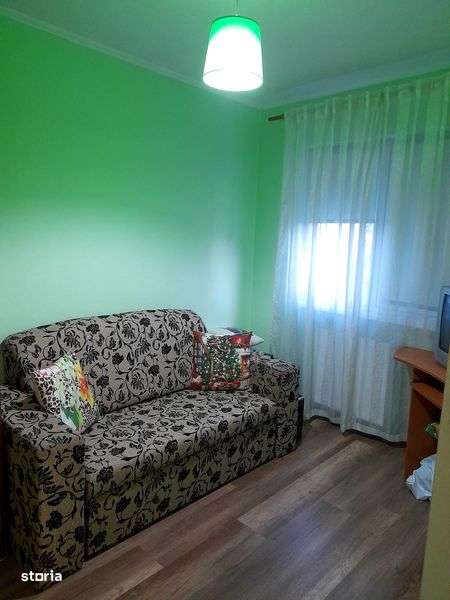De vanzare apartament 3 camere - Imagine principală: 5/5