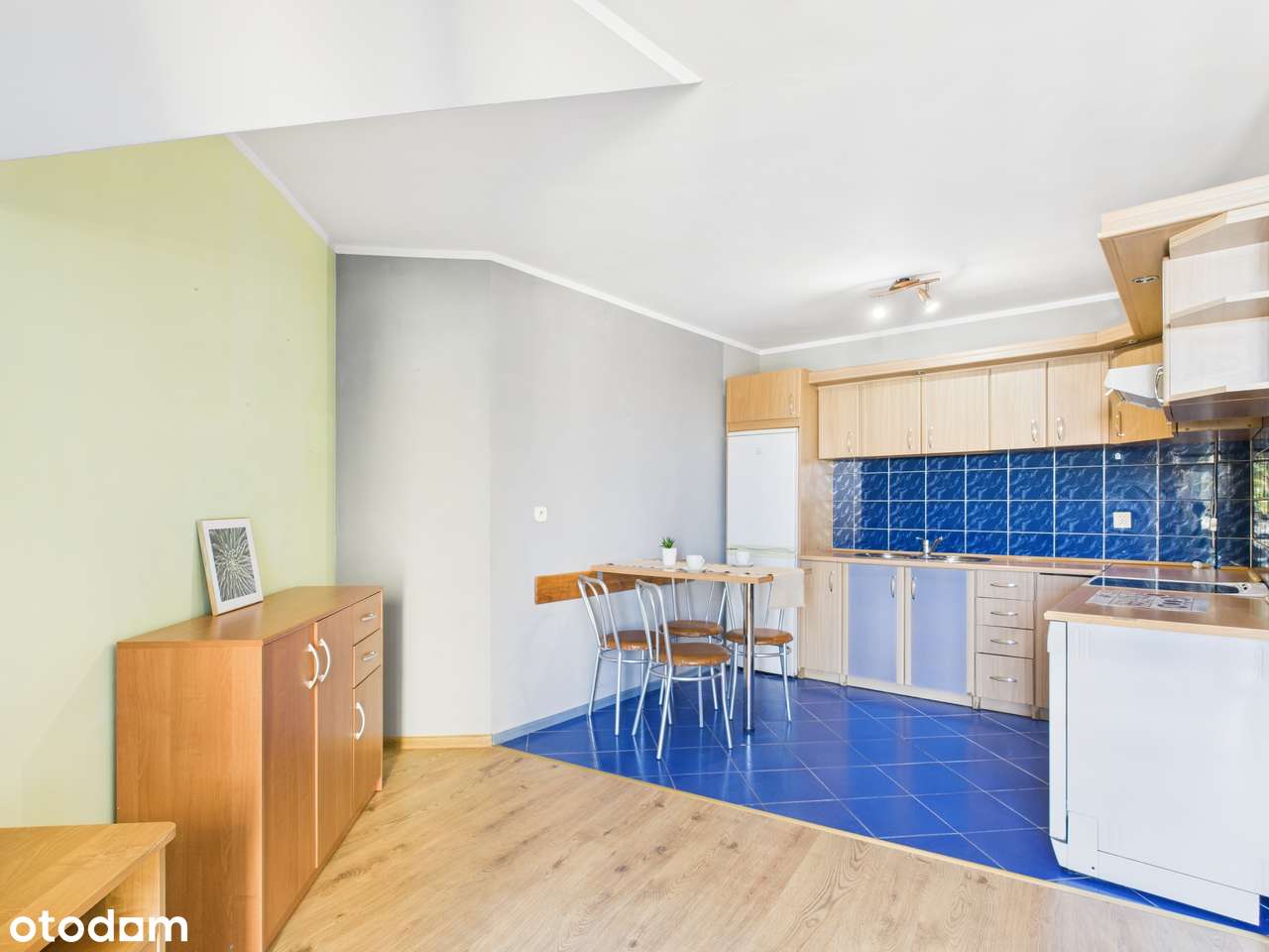 Wyposażona kawalerka w centrum miasta - gotowa do wprowadzenia! - Pełny obrazek: 5/14