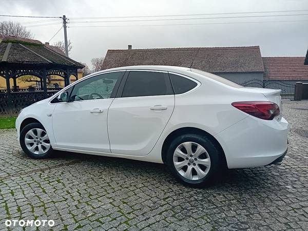 Opel Astra - 21