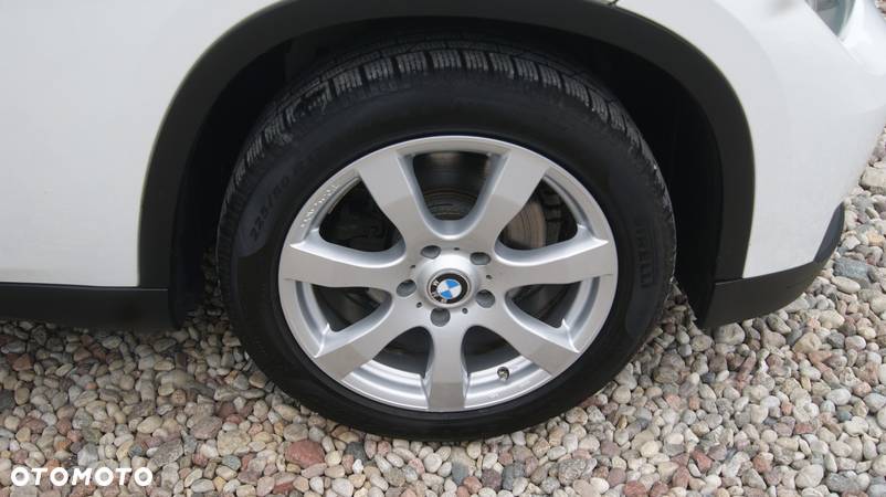 BMW X1 sDrive18d - 21