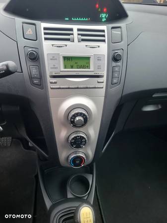 Toyota Yaris 1.0 Active - 16