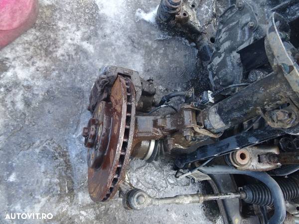 Vand Fuzeta completa cu Rulmenti Fata Stanga Opel Astra H 1.7 CDTI 101CP din 2007 - 1