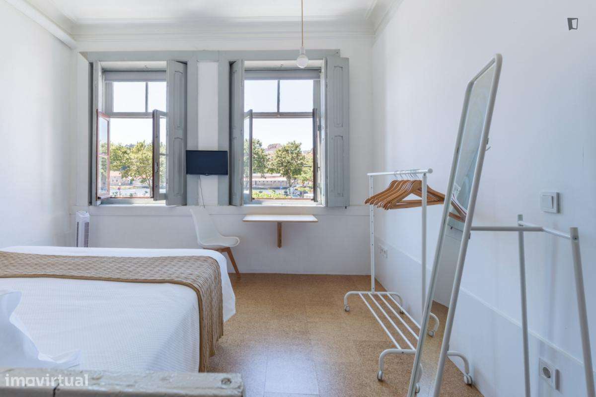 Estúdio - localizado em São Nicolau Porto - Grande imagem: 4/7