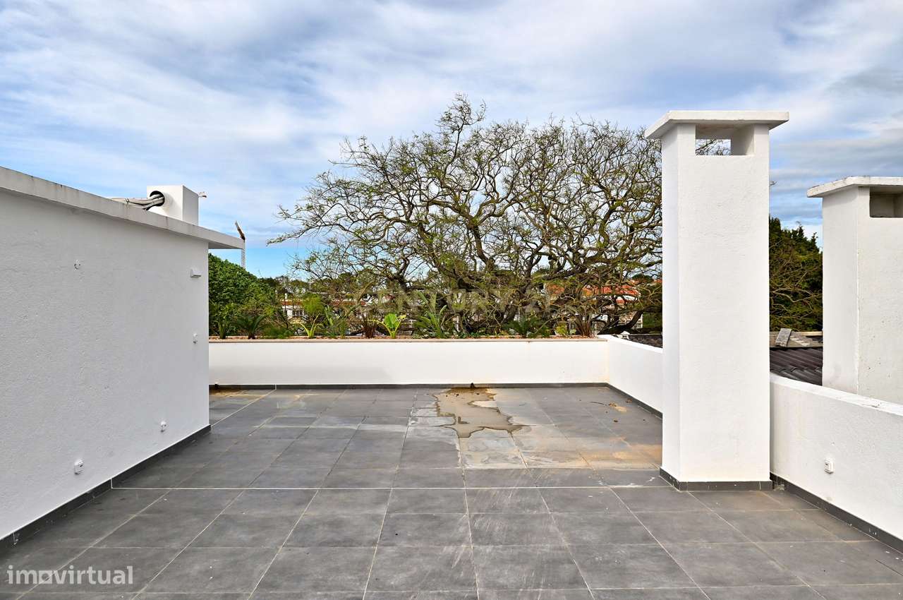 Último T0 em Aparthotel – Praça do Junqueiro, a 2 Min da Praia (Rentab-19