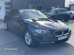 BMW Seria 5 518d - 21