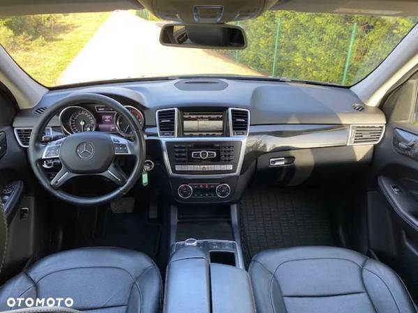 Mercedes-Benz ML 350 BlueTec 4-Matic - 13