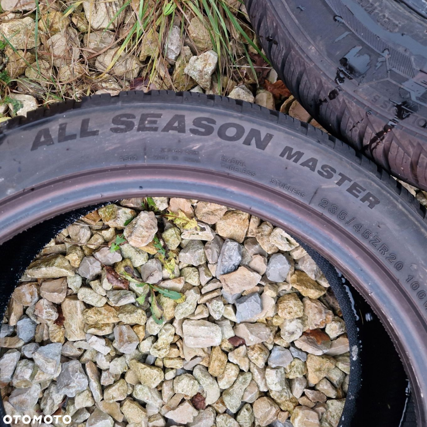 MINERVA ALL SEASON MASTER 235/45R20 100W 6mm 22R 1X - 5