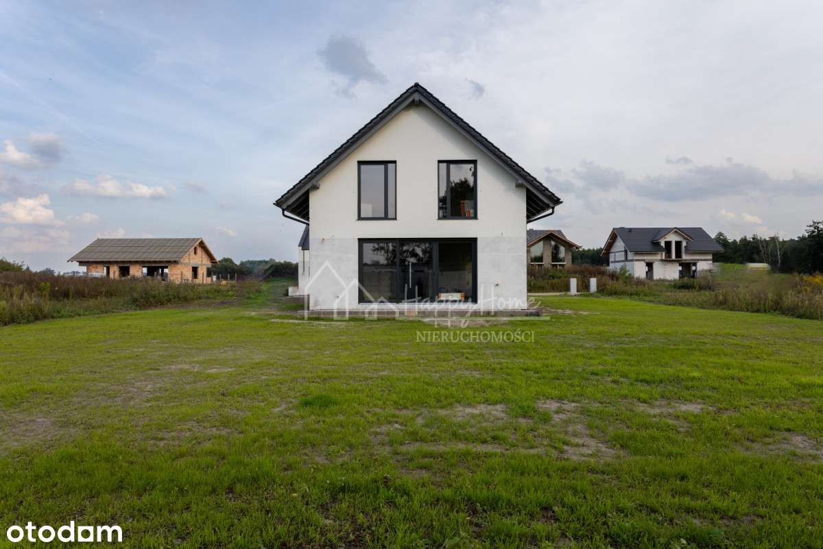 Nowoczesny dom wolnostojący w Kępie—Cicha okolica-10