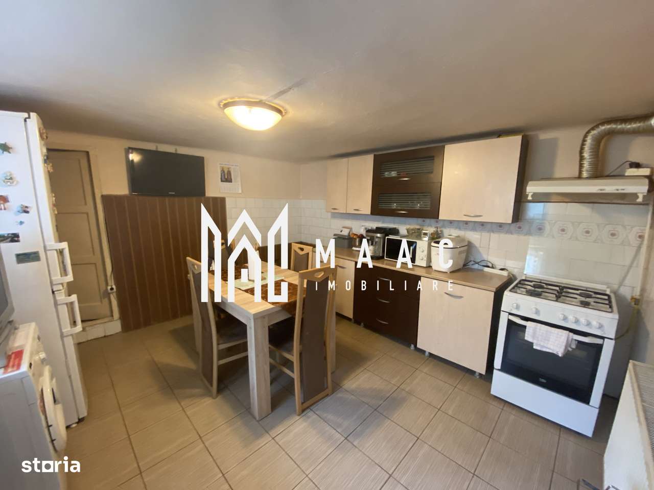 Casă Terezian I Garaj și vecinătate liniștită  I Terezian - Imagine principală: 2/15