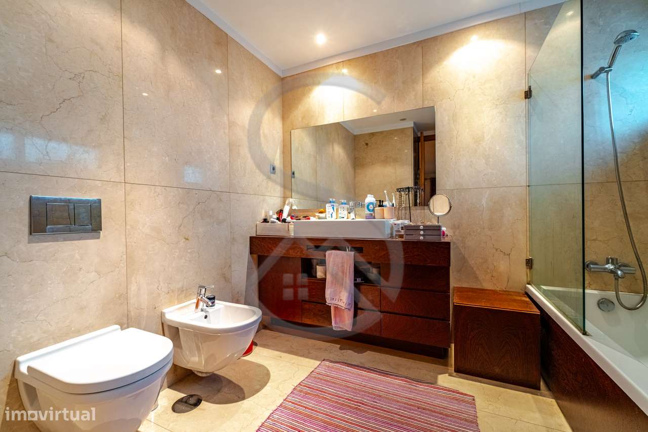 Apartamento T3 de Luxo em Vilar do Paraíso e Mafamude-14